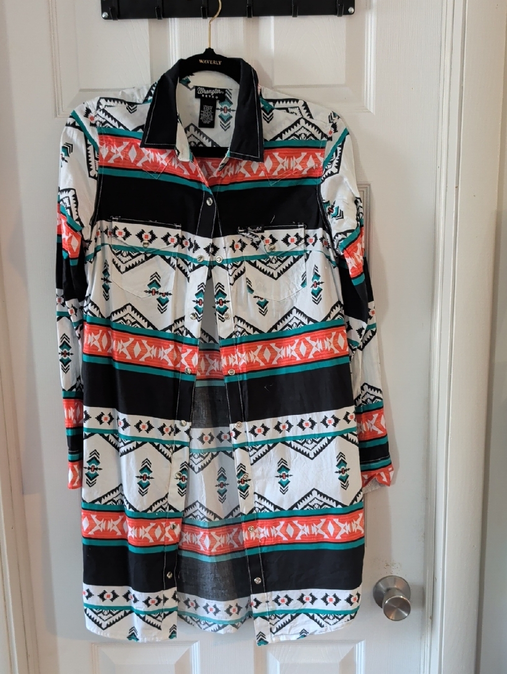 Wrangler White, Black & Coral Aztec-Print Long Sleeve Button Shirt Dress